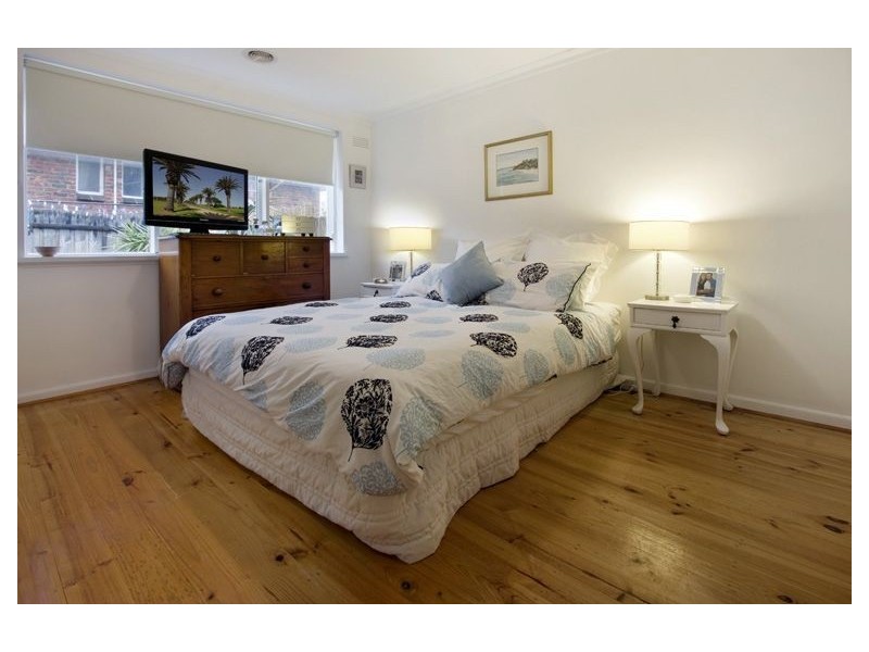 2/32 Belmont Avenue North, Glen Iris VIC 3146