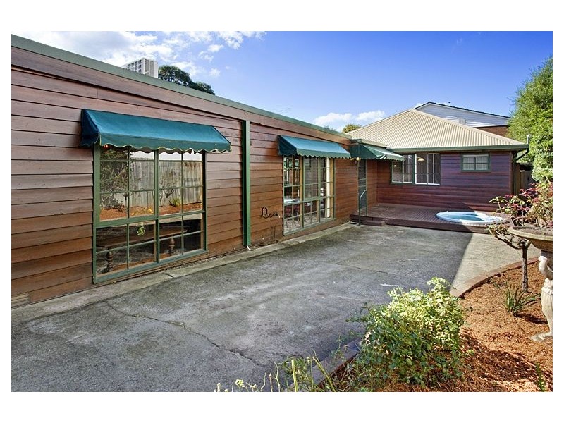 6 Acre Place, Malvern VIC 3144
