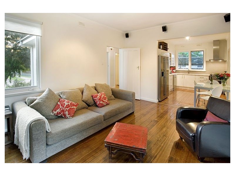 25 Gloucester Road, Ashburton VIC 3147