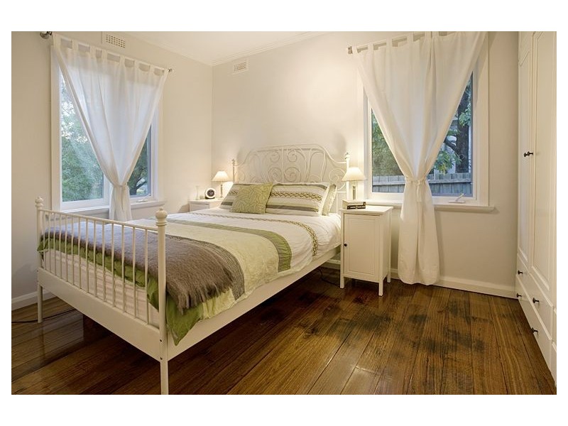 25 Gloucester Road, Ashburton VIC 3147