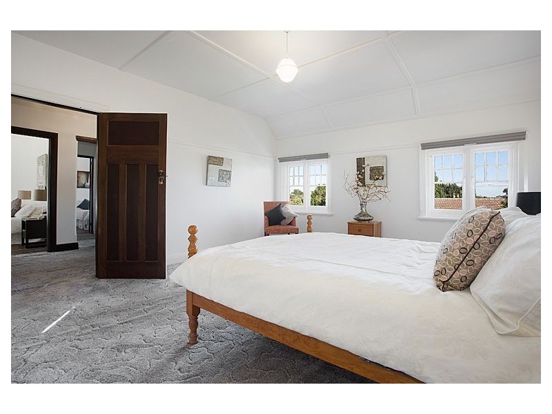 21 Poath Road, Murrumbeena VIC 3163