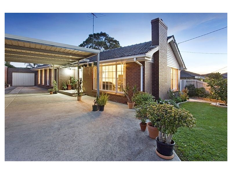 6 Torbreck Street, Glen Waverley VIC 3150