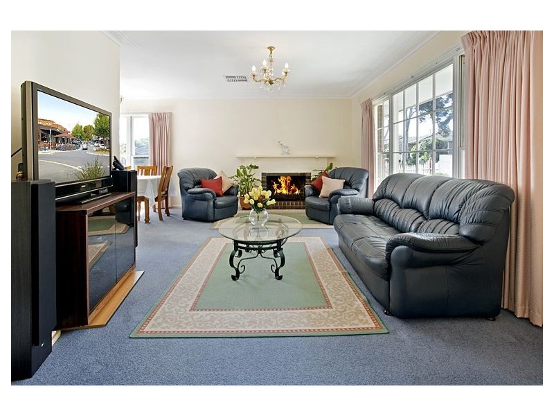 6 Torbreck Street, Glen Waverley VIC 3150