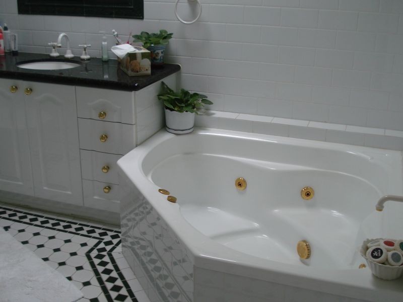 1A Rangeview Avenue, Malvern East VIC 3145