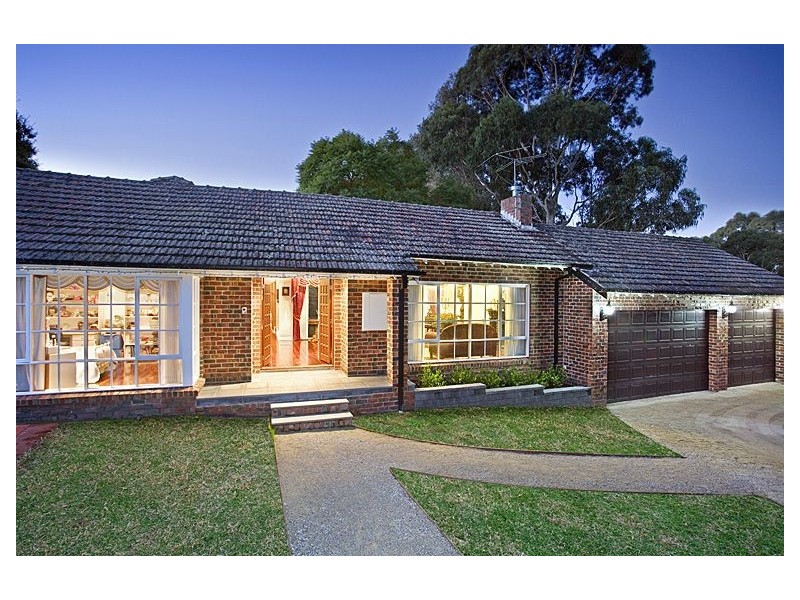 25 Carlyle Street, Ashwood VIC 3147