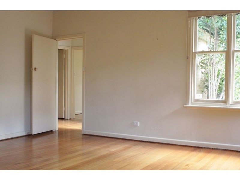 97 Summerhill Road, Glen Iris VIC 3146