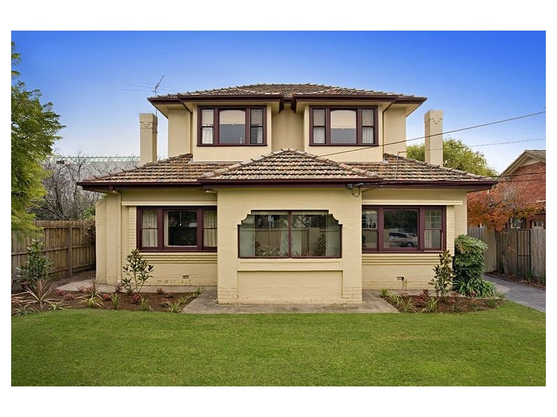 1 Wynyeh Street, Malvern East VIC 3145