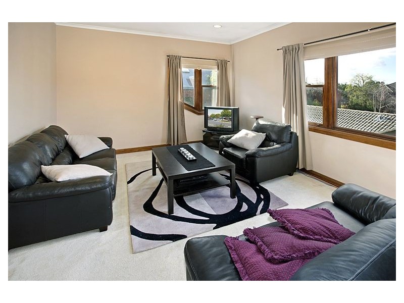 1 Wynyeh Street, Malvern East VIC 3145