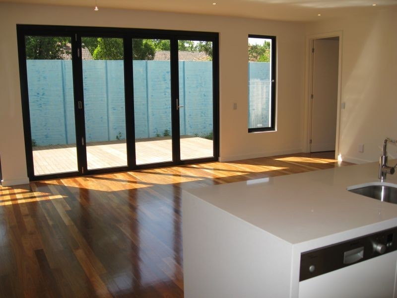 2/79 Park Road, Glen Iris VIC 3146