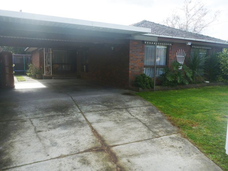 32 Crimson Ave, Blackburn South VIC 3130