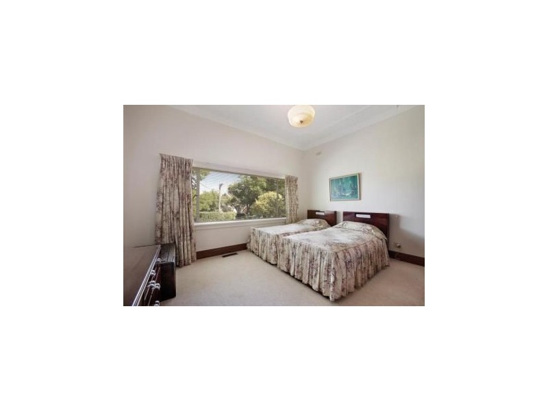29 Celia St, Glen Iris VIC 3146