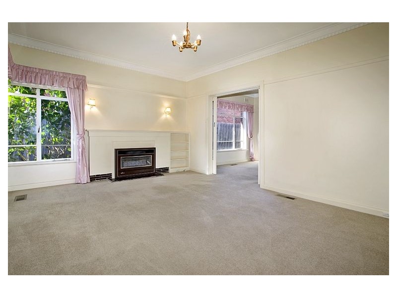 50 Madeline Street, Glen Iris VIC 3146