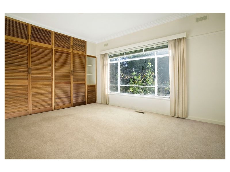 50 Madeline Street, Glen Iris VIC 3146