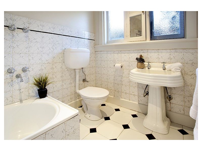 1616 Malvern Road, Glen Iris VIC 3146