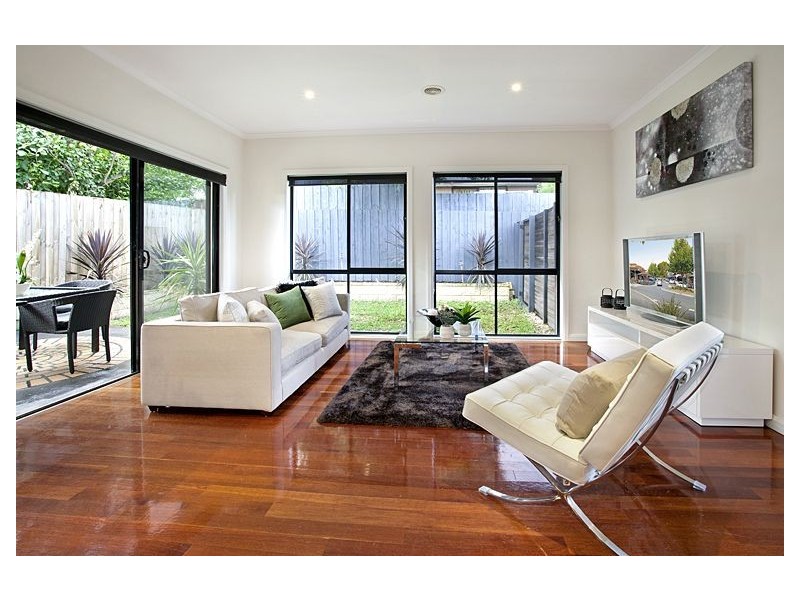 2/1 Peak Street, Malvern East VIC 3145