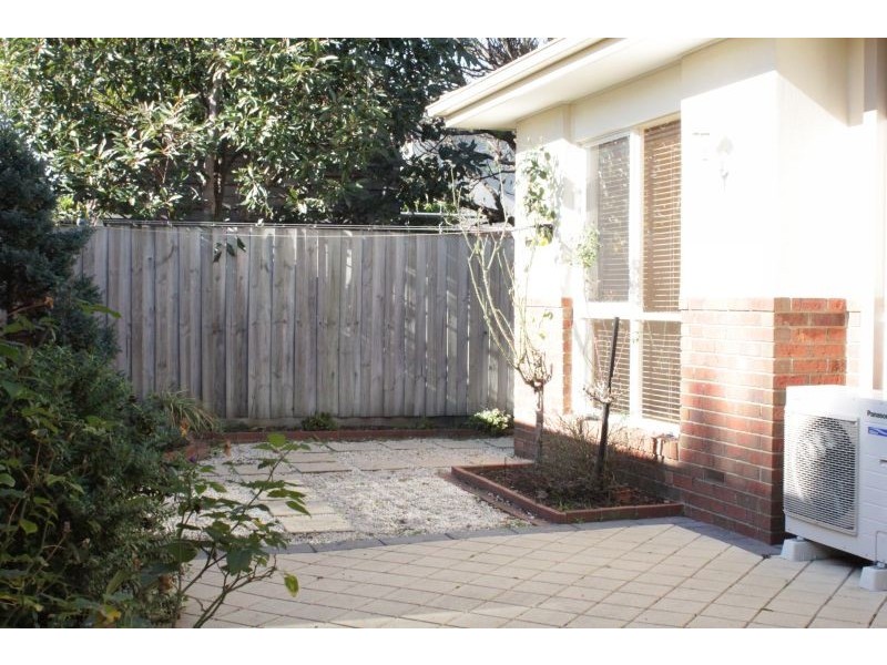 2A Carmelo Avenue, Malvern East VIC 3145