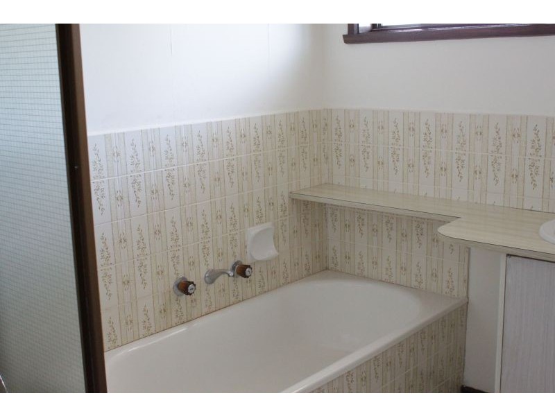 32 Crimson Avenue, Blackburn South VIC 3130