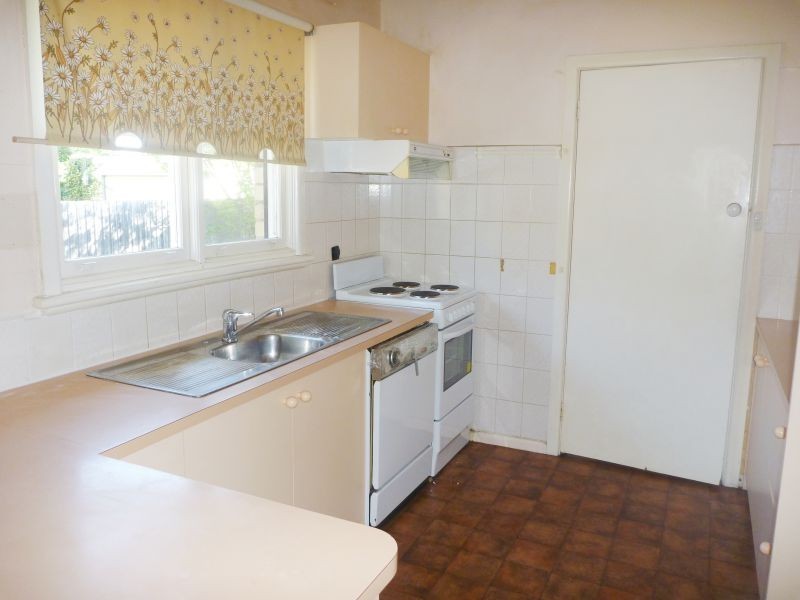 1 Everest Court, Burwood VIC 3125