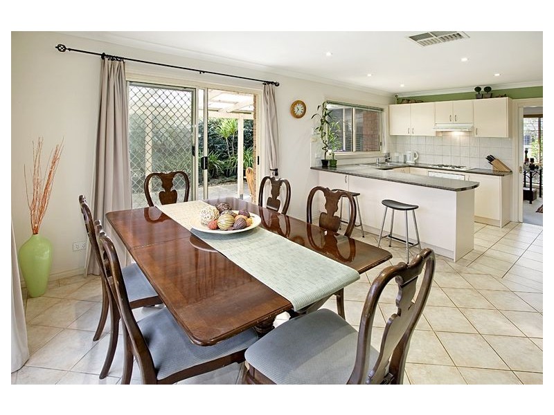 21 Baradine Street, Chadstone VIC 3148