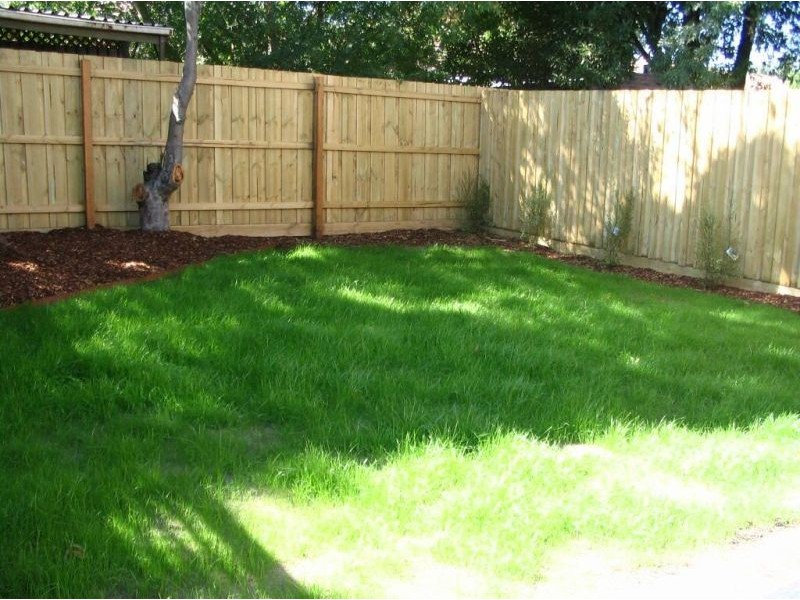 1/8 Quentin Road, Malvern East VIC 3145