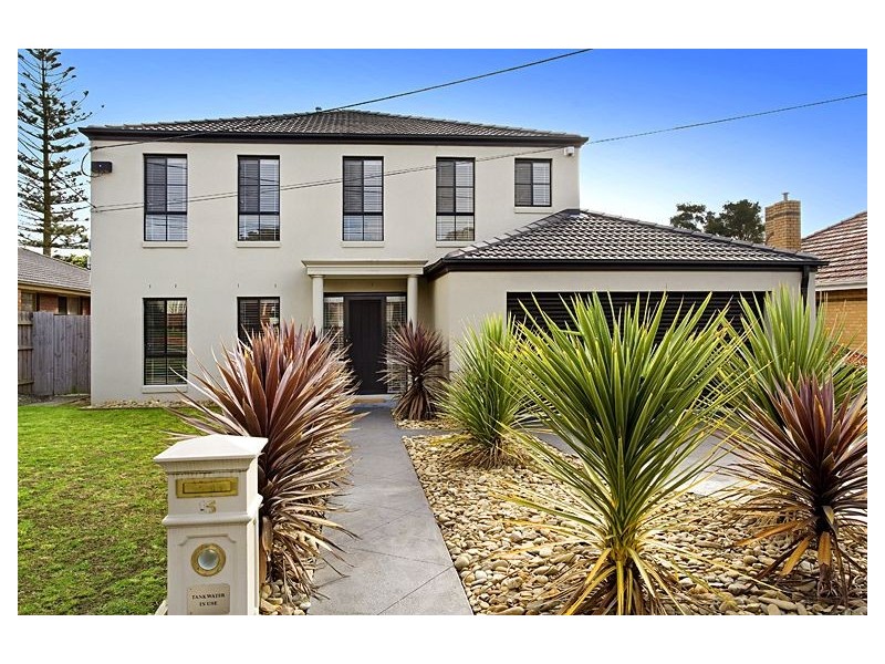 15 Closter Avenue, Ashwood VIC 3147
