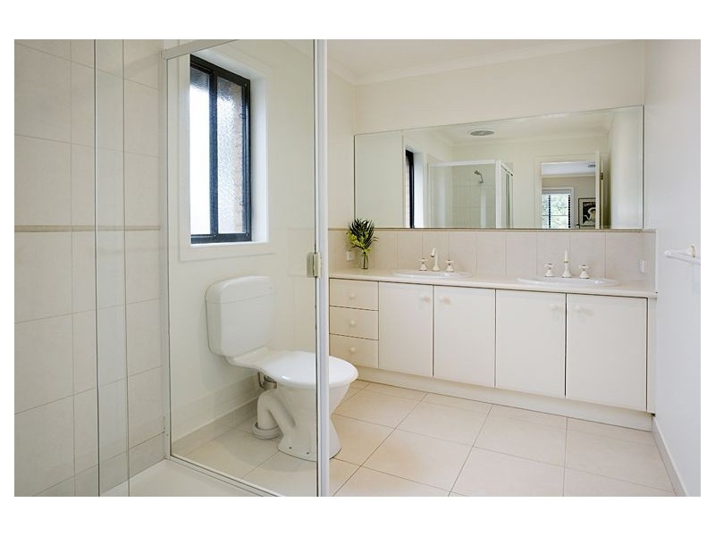 15 Closter Avenue, Ashwood VIC 3147