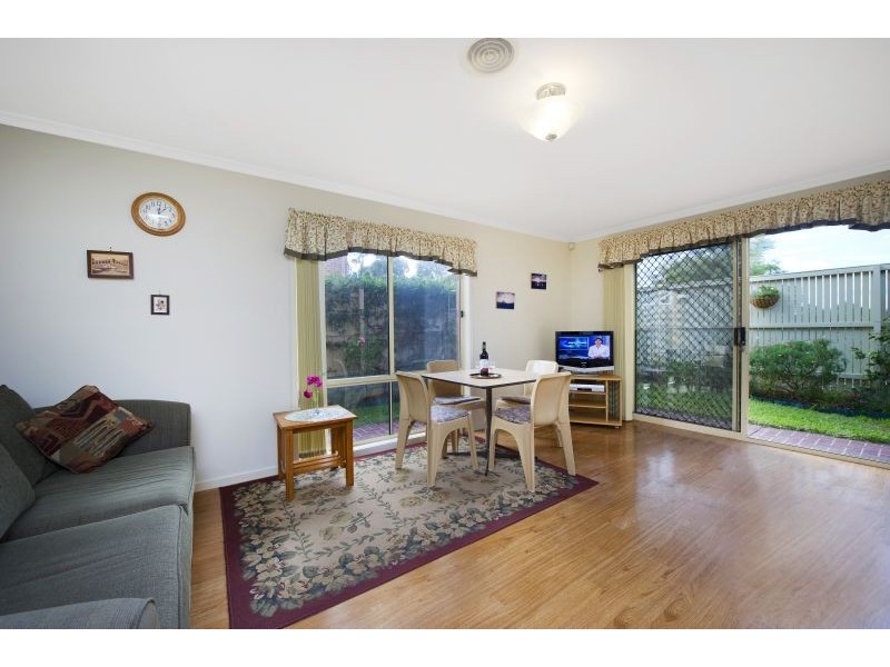 8 Sky Lane, Ashburton VIC 3147