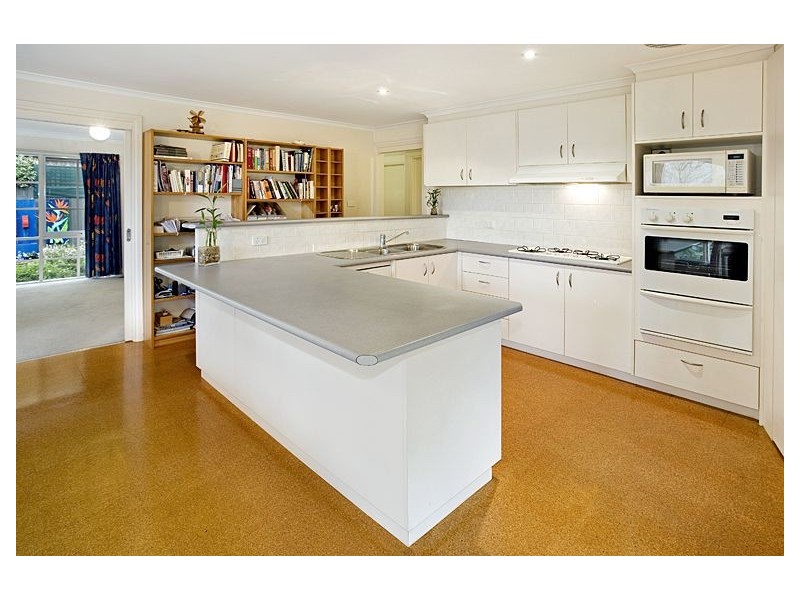 8 Mills Street, Glen Iris VIC 3146