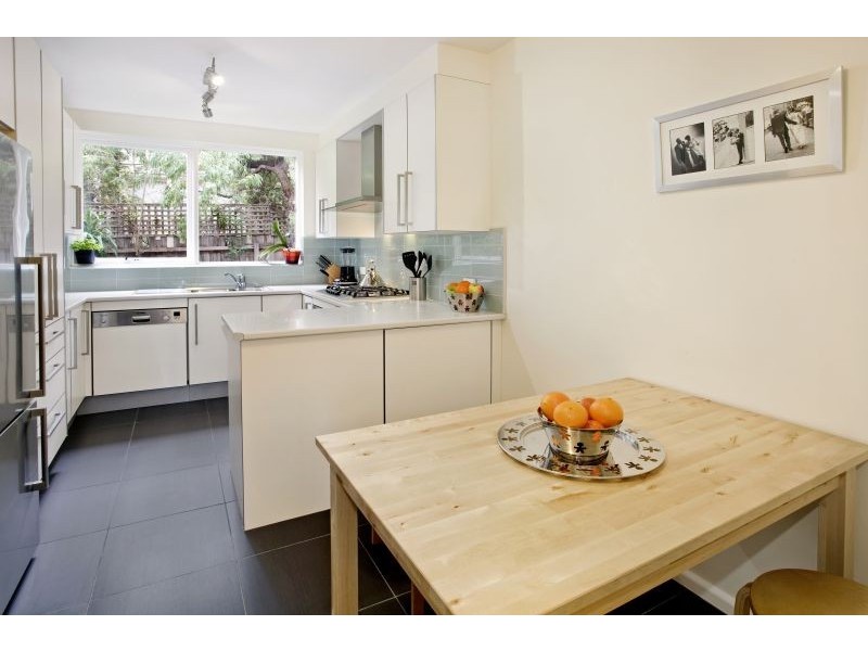 1/1452 Malvern Road, Glen Iris VIC 3146