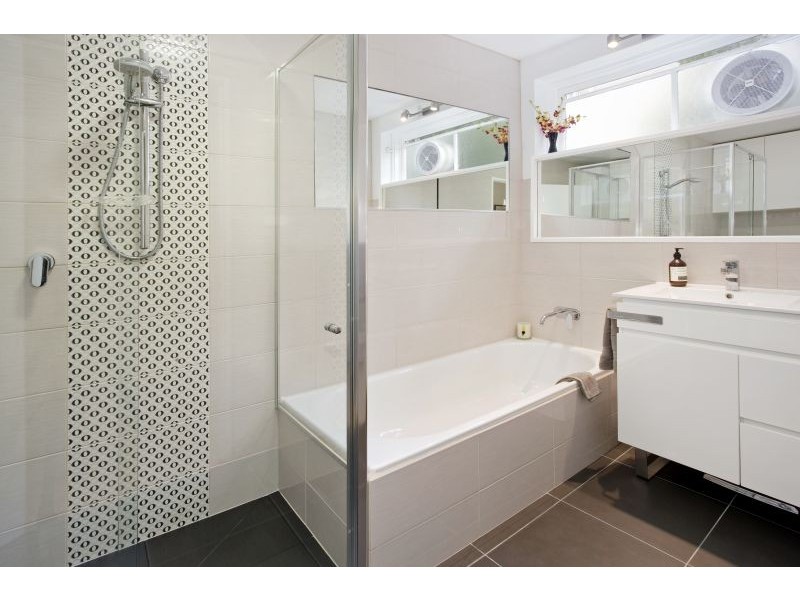 1/1452 Malvern Road, Glen Iris VIC 3146