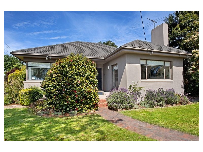 10 Closter Avenue, Ashwood VIC 3147