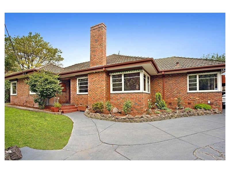 1 Sylvester Crescent, Malvern East VIC 3145