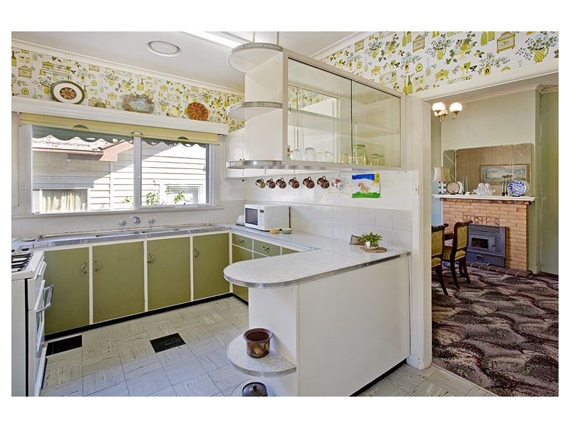 33 Bourne Road, Glen Iris VIC 3146