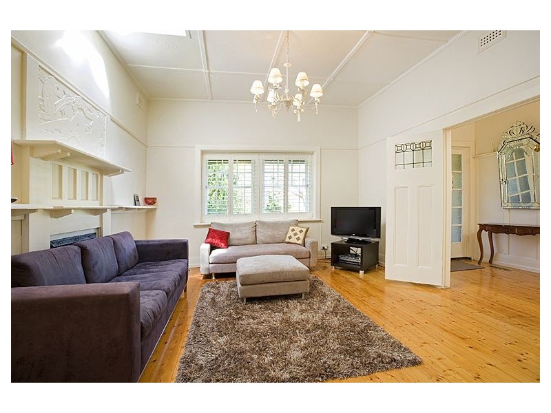 6 Karma Avenue, Malvern East VIC 3145