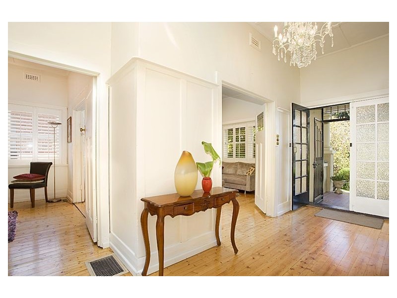 6 Karma Avenue, Malvern East VIC 3145