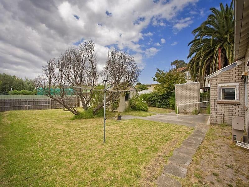 32 Hughes Street, Malvern East VIC 3145