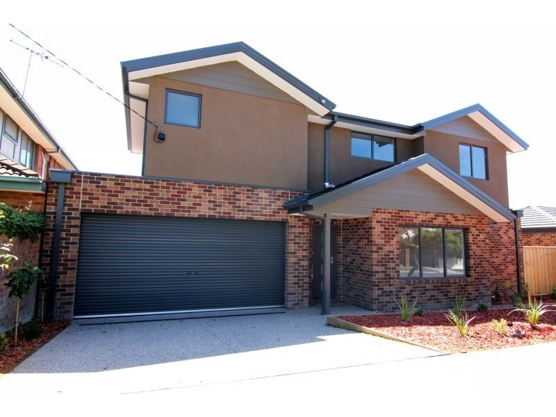 19 Prior Road, Malvern East VIC 3145