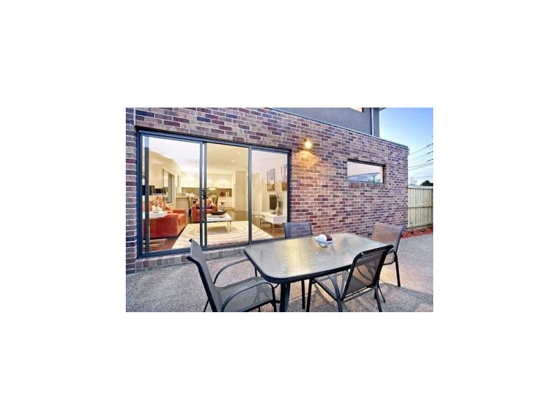 19 Prior Road, Malvern East VIC 3145
