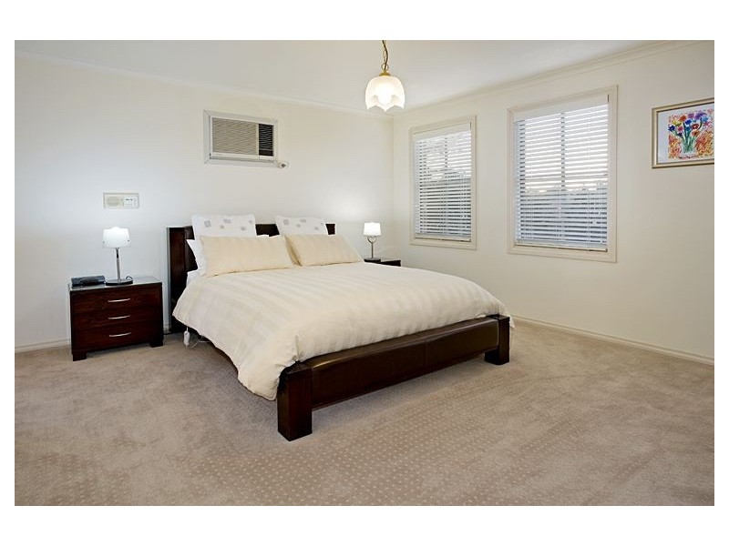 62 Gardiner Parade, Glen Iris VIC 3146