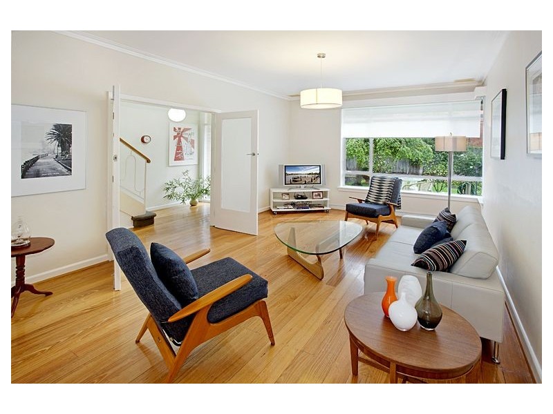 2/17 Mercer Road, Armadale VIC 3143