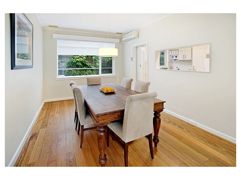 2/17 Mercer Road, Armadale VIC 3143