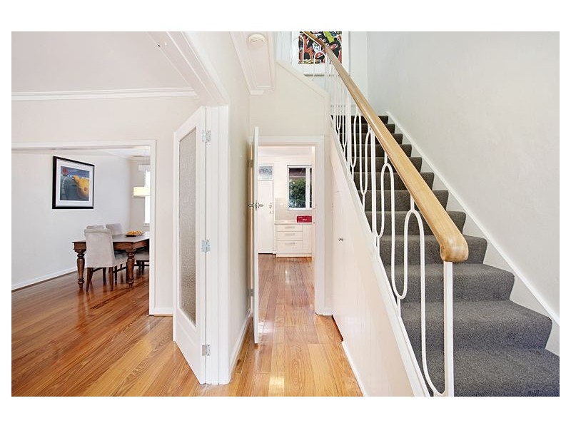 2/17 Mercer Road, Armadale VIC 3143