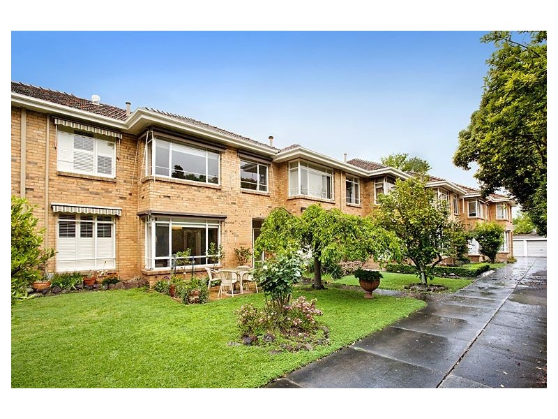 2/17 Mercer Road, Armadale VIC 3143