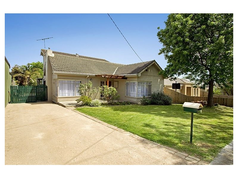 25 Rob Roy Road, Malvern East VIC 3145