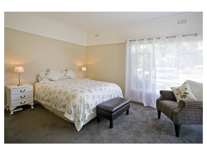 25 Rob Roy Road, Malvern East VIC 3145