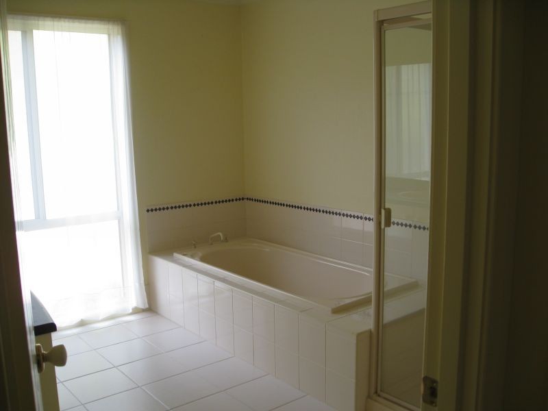 12 Heather Avenue, Ashwood VIC 3147