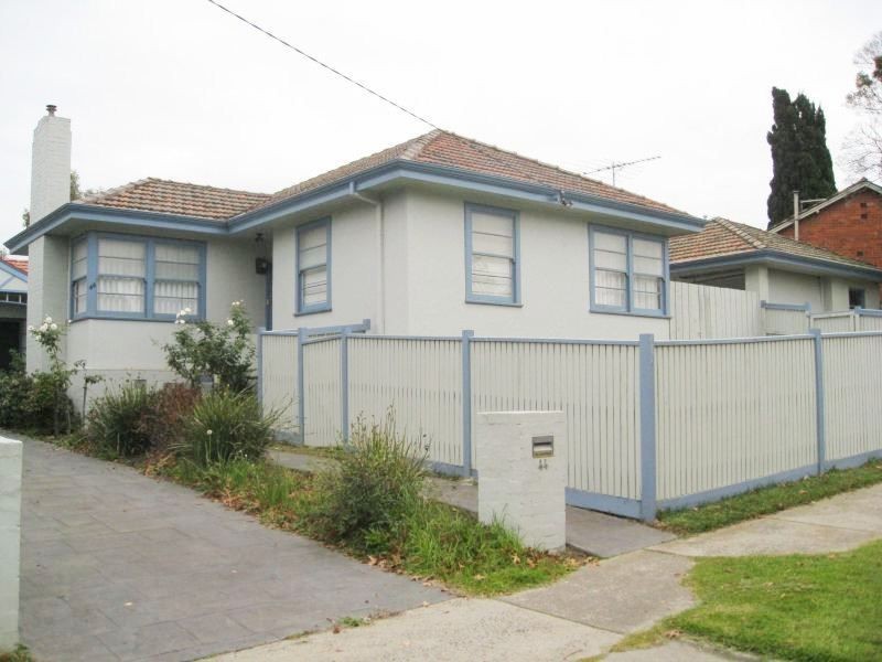 44 Warner Ave, Ashburton VIC 3147