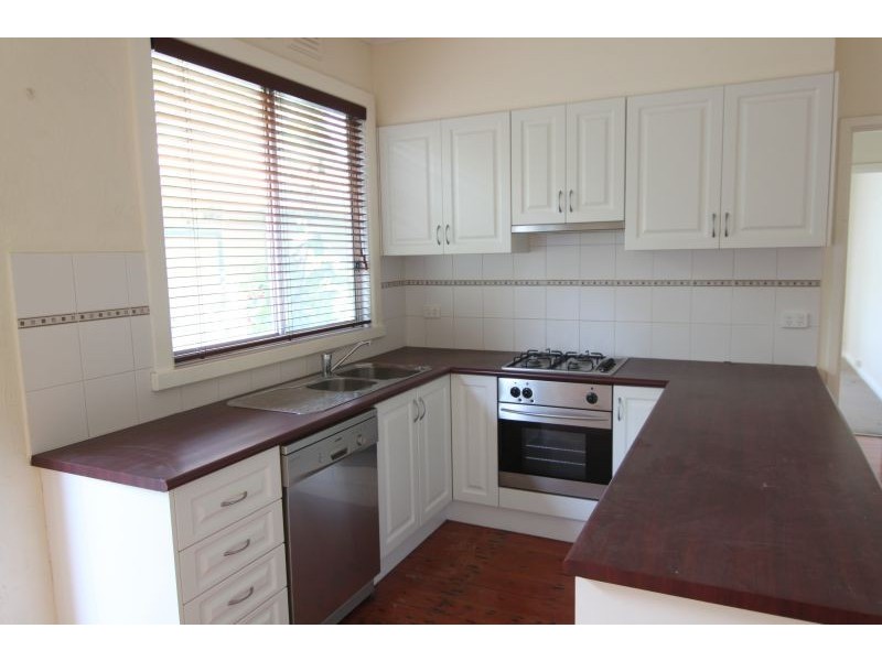 44 Warner Ave, Ashburton VIC 3147