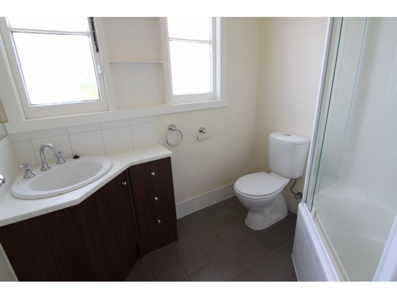 44 Warner Ave, Ashburton VIC 3147