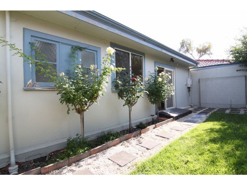 44 Warner Ave, Ashburton VIC 3147